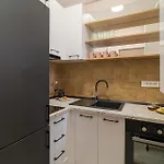 Urban 1br Loft Residences - Modern Comfort In Center 布加勒斯特