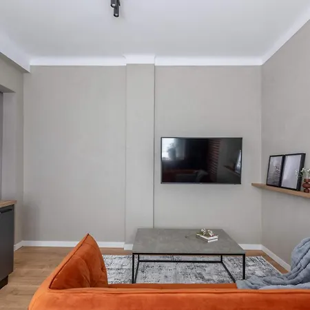 Urban 1br Loft Residences - Modern Comfort In Center Apartament *