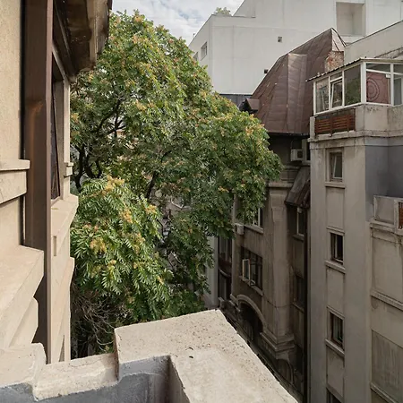 Urban 1br Loft Residences - Modern Comfort In Center