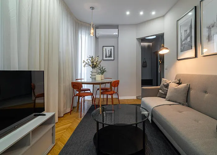 Apartament Urban 1br Loft Residences - Modern Comfort In Center