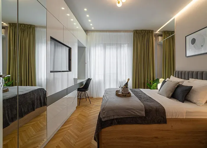 Urban 1br Loft Residences - Modern Comfort In Center Lägenhet *