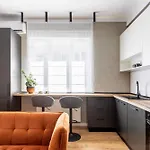 Apartman Urban 1br Loft Residences - Modern Comfort In Center